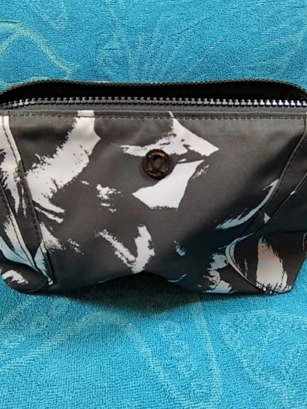 lululemon athletica Black and White Printed Travel Pouch